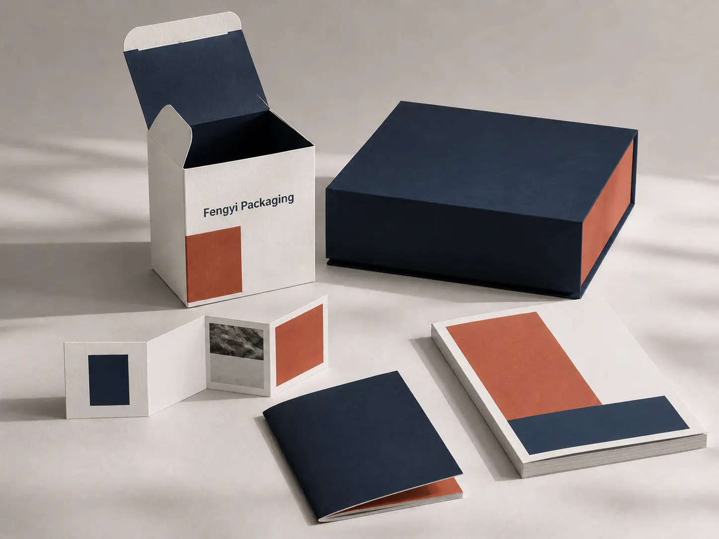 Magnetic closure paper box sample