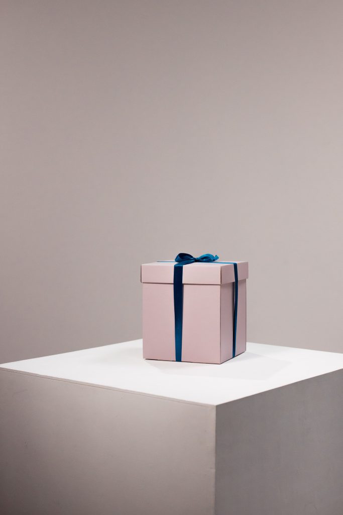 Generic stock reference image of a gift or retail paper box