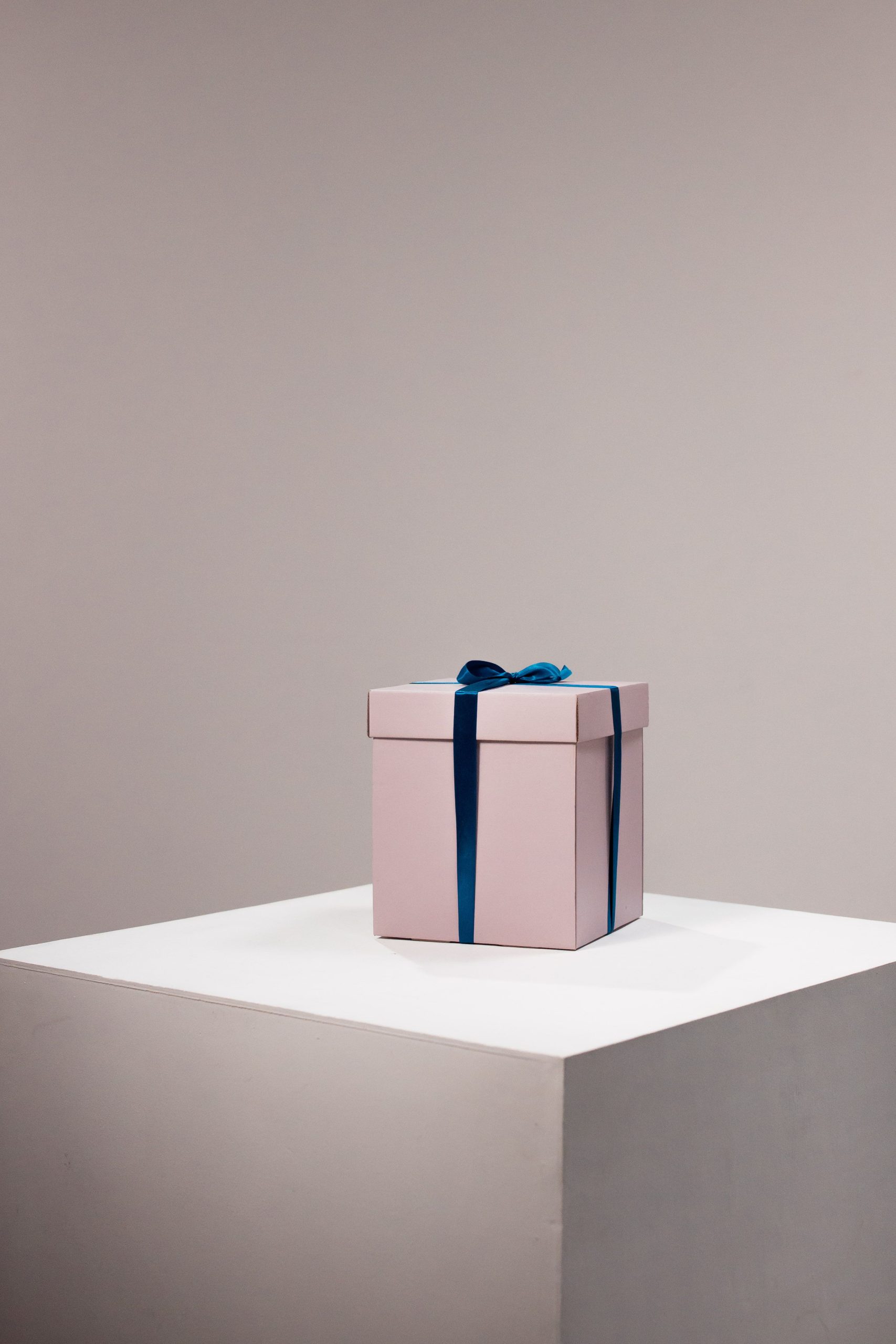 Custom Shelf Presentation Boxes